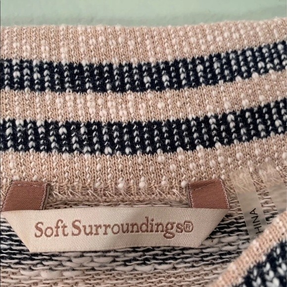 Soft Surroundings top - Picture 2 of 5